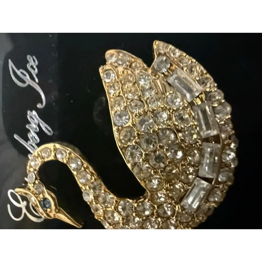 Eisenberg Ice Women's Silver-Tone Rhinestones Sparkling Swan Brooch Pin NWT